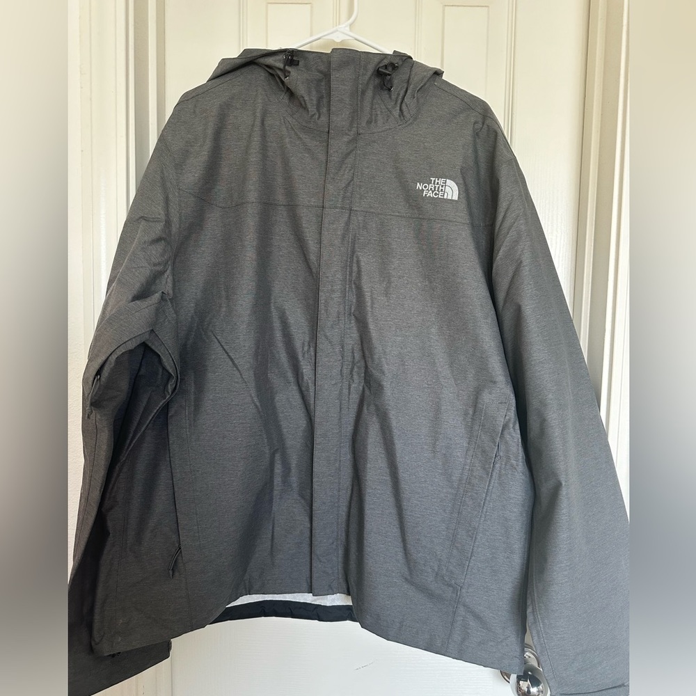Used Men’s North Face Jacket